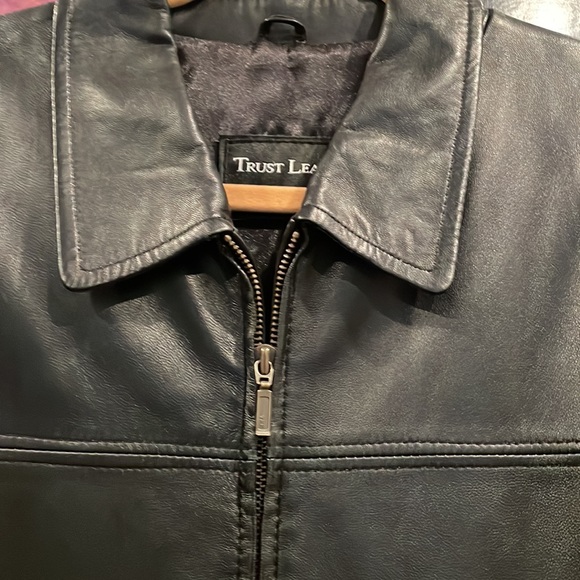 Custom made leather jacket made by Trust Leather in Istanbul, Turkey. - Picture 4 of 6